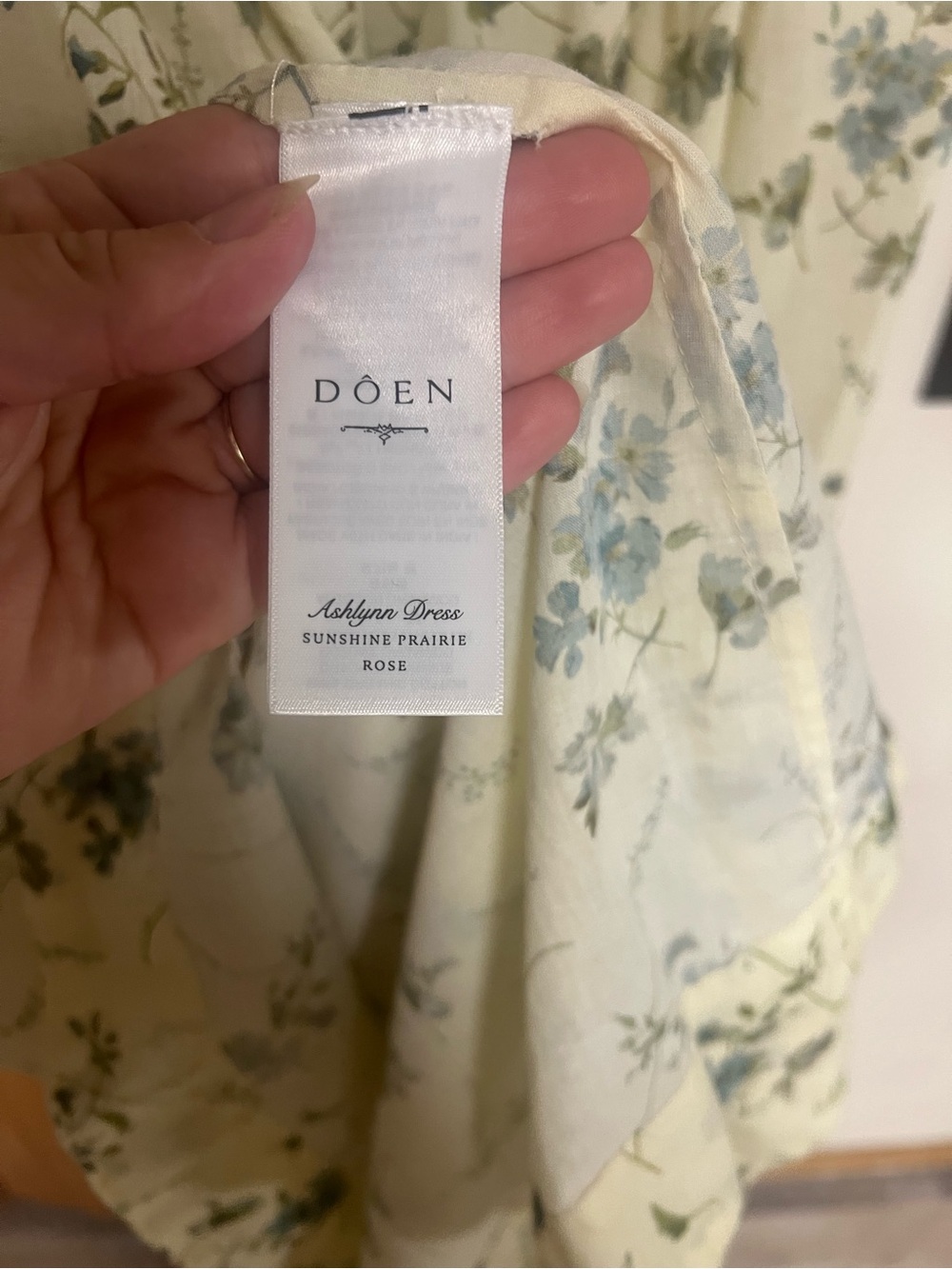 DOEN Ashlynn Dress in Sunshine Prairie Rose - Picture 4 of 5